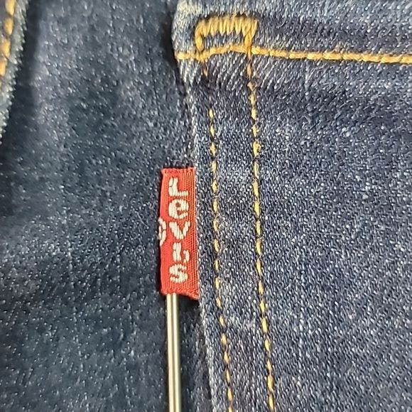 Levi's Mile High Super Skinny High Rise Jeans Size 30 Light Distress Medium Wash - Picture 8 of 12